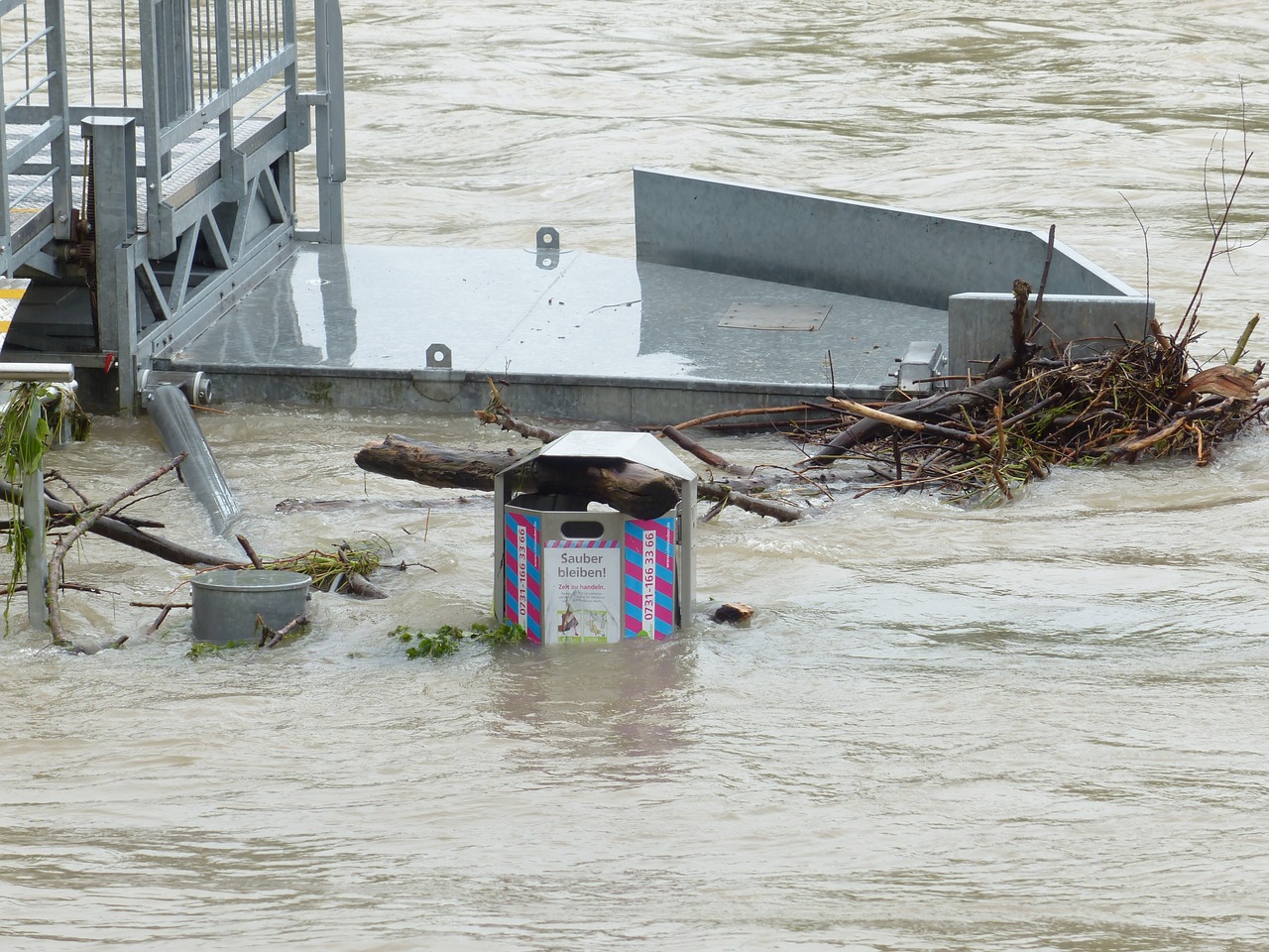 湖南资兴暴雨引发特大灾害，30人遇难，35人失踪