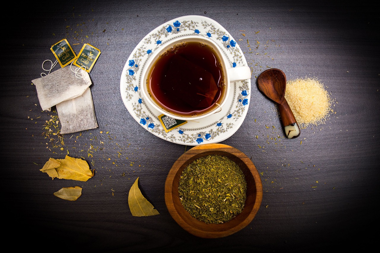 揭秘中国古老饮品——茶叶的多重功效与神奇作用
