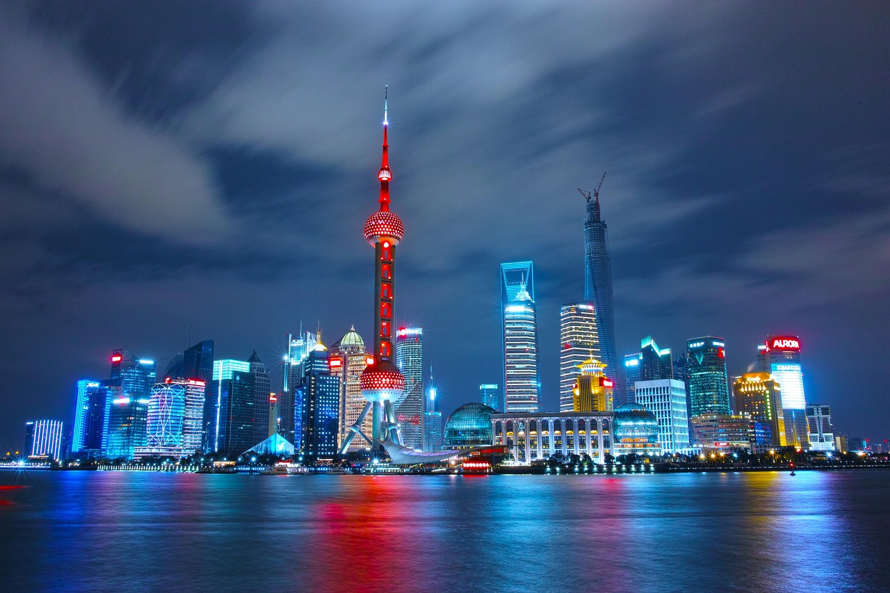 上海封控，应对疫情的挑战与未来展望
